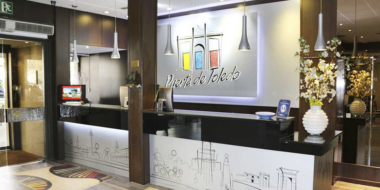 Hotel Puerta de Toledo 3*