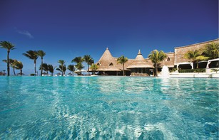 LUX* Belle Mare